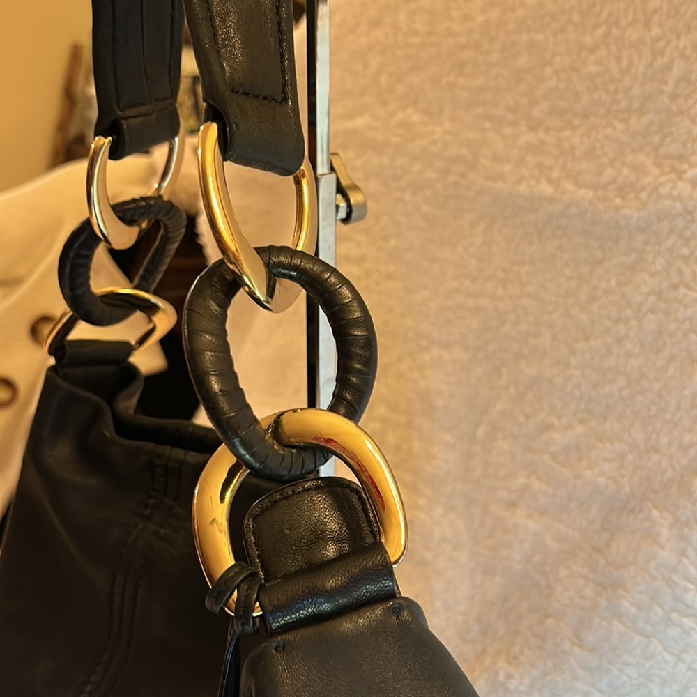 Michael Kors purse - Picture 2 of 6